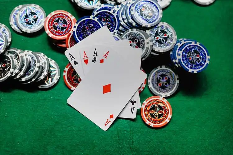 Ketentuan penggunaan hiburan dewasa
